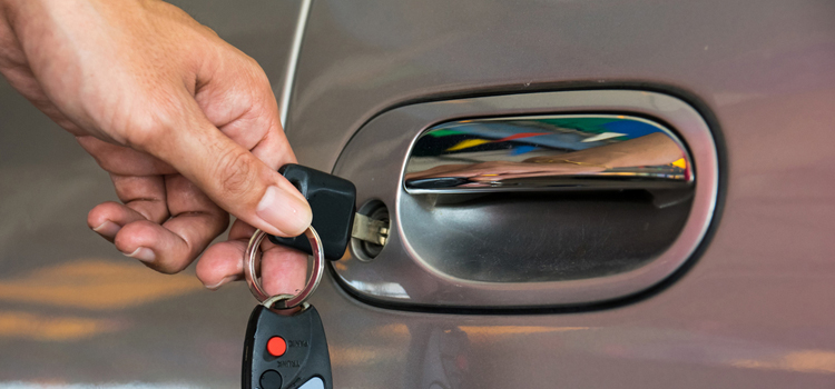 Car door lock repair in El Monte